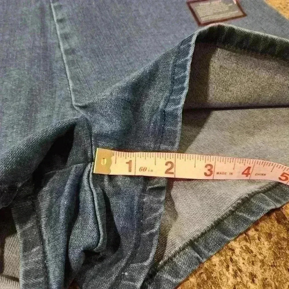 NWT Boohoo Women's Burney Bardot Shoulder Denim Playsuit Romper - Picture 8 of 14